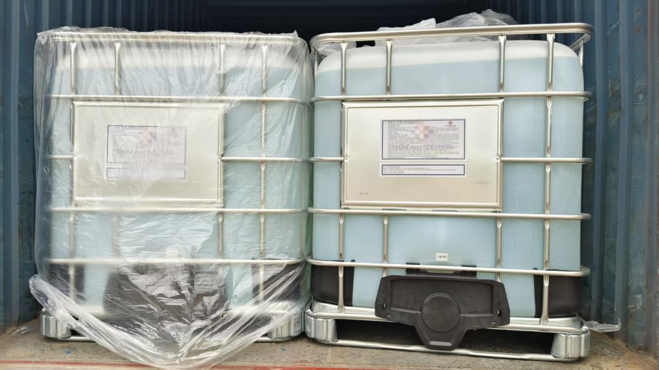 泰金甘油噸桶裝.jpg 泰金甘油噸桶裝.jpg