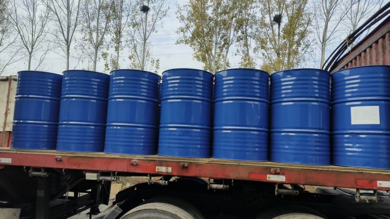 金牌食品級(jí)甘油發(fā)貨現(xiàn)場.jpg 金牌食品級(jí)甘油發(fā)貨現(xiàn)場.jpg